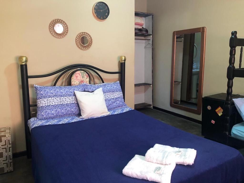 Hostel Limao Doce Нова-Фрибургу Екстер'єр фото
